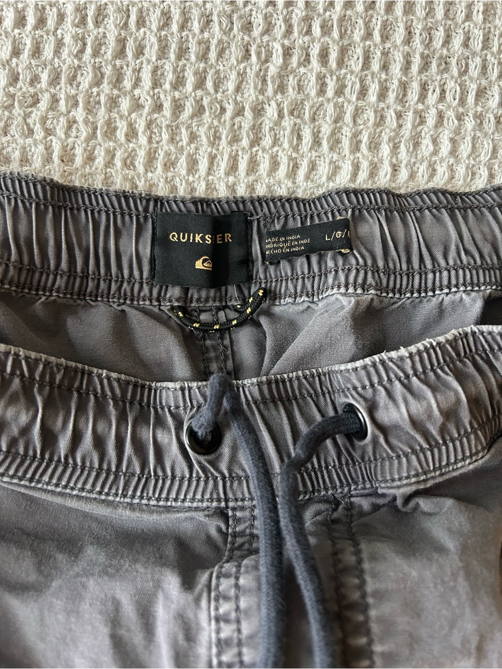 Quiksilver Men's Olive Green and Gray Shorts Bundle - Picture 10 of 15